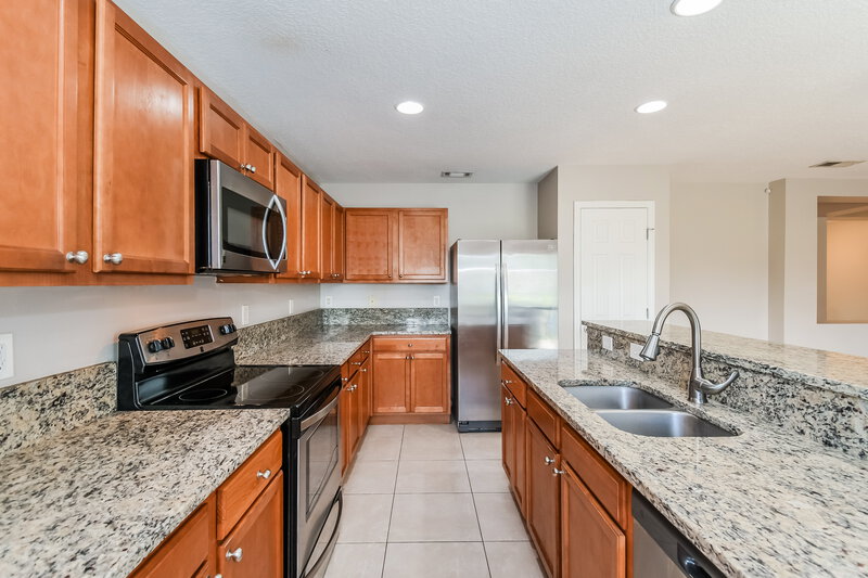 2,045/Mo, 1153 Dawn Creek Ct Jacksonville, FL 32218 Kitchen View 2