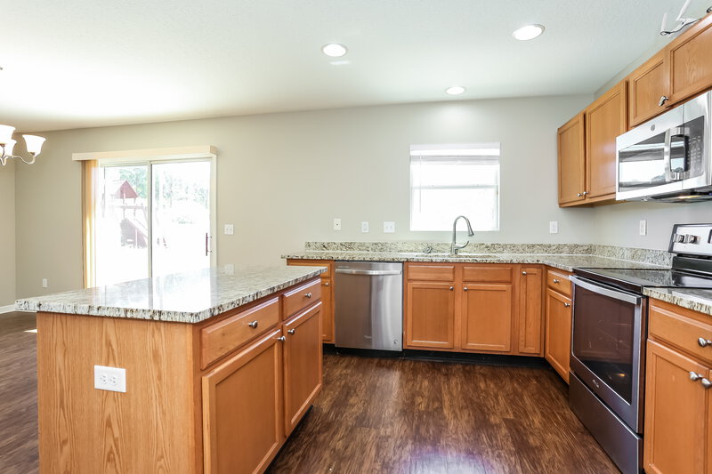 1,840/Mo, 3812 Ellaville Ct Jacksonville, FL 32218 Kitchen View