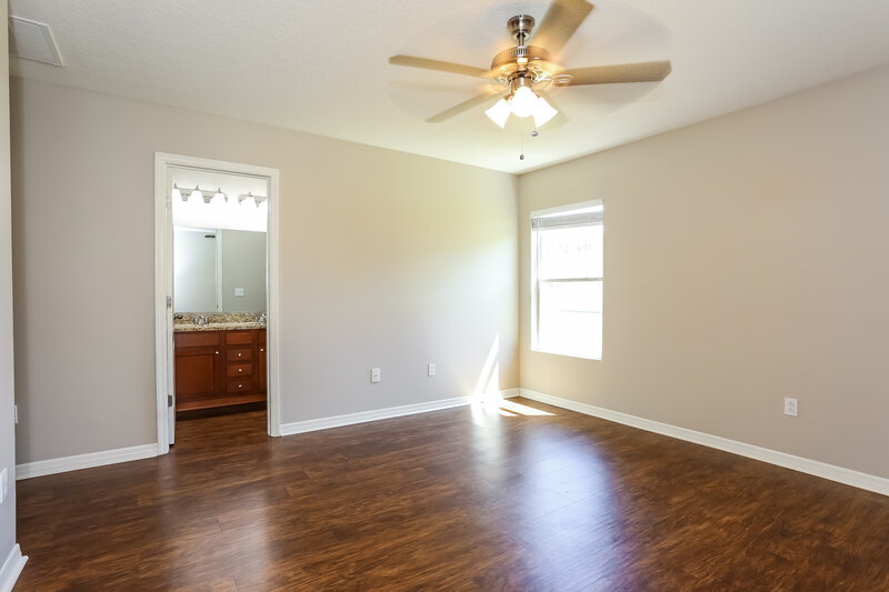 1,840/Mo, 3812 Ellaville Ct Jacksonville, FL 32218 Main Bedroom View