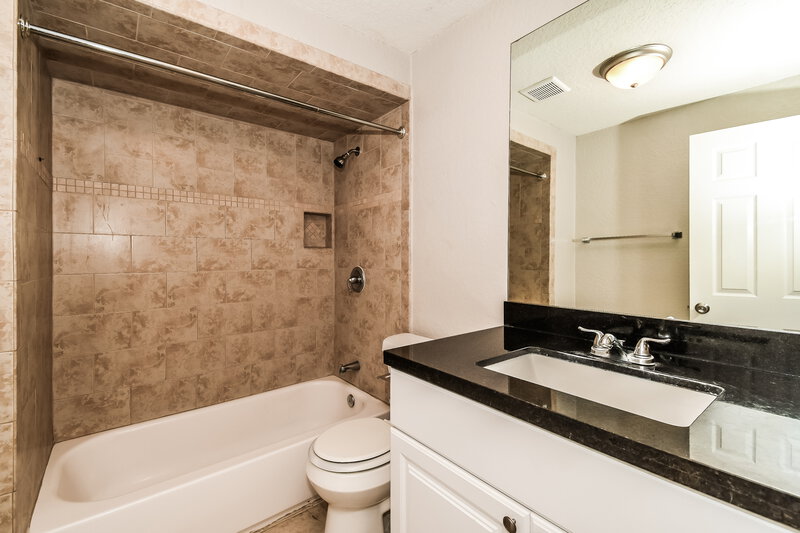 2,280/Mo, 3477 Docksider Dr Jacksonville, FL 32257 Bathroom View