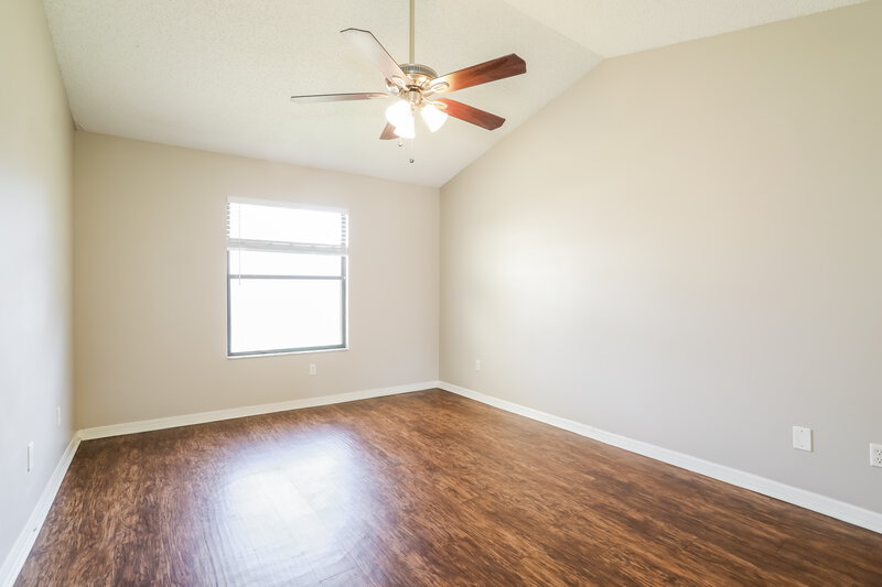 1,945/Mo, 8245 Hamden Cir W Jacksonville, FL 32244 Main Bedroom View