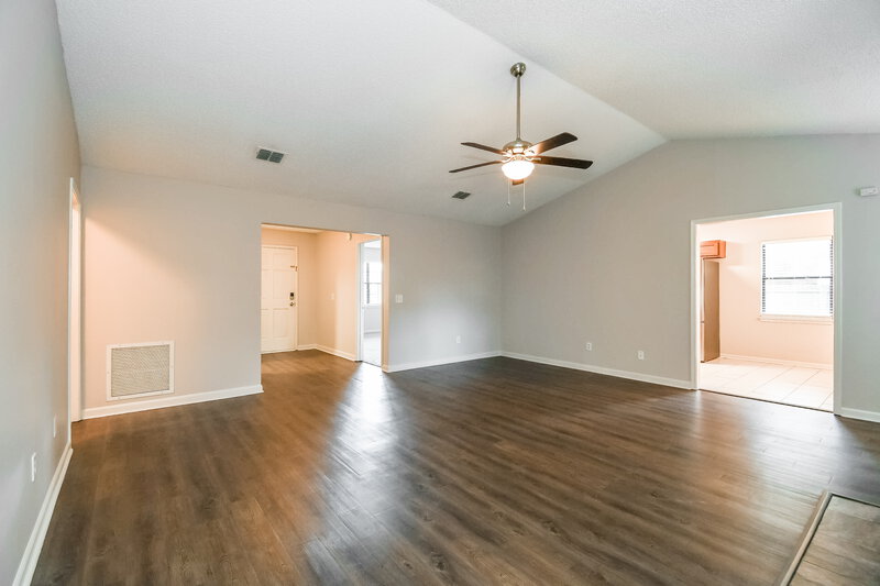 1,950/Mo, 10818 Carrington Ct Jacksonville, FL 32257 Living Room View