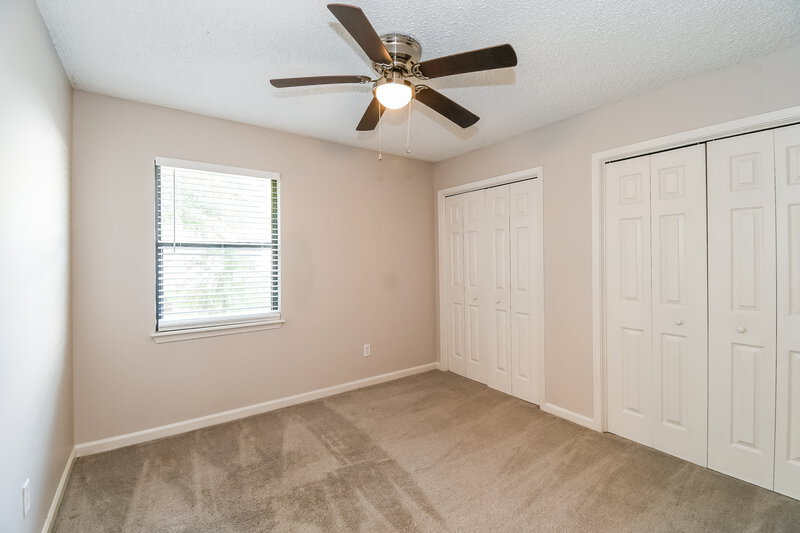 1,950/Mo, 10818 Carrington Ct Jacksonville, FL 32257 Bedroom View 2