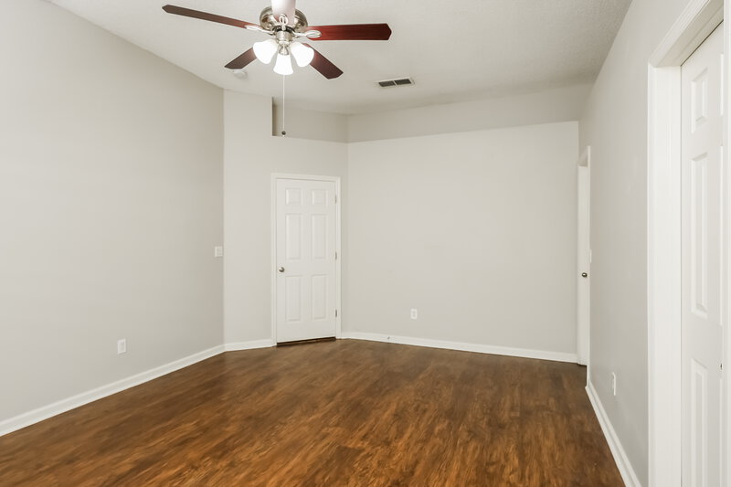2,130/Mo, 7811 Invermere Blvd N Jacksonville, FL 32244 Main Bedroom View 2