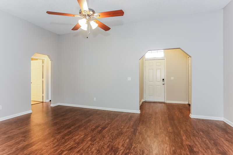 1,750/Mo, 3250 Guernsey Ct Jacksonville, FL 32226 Living Room View