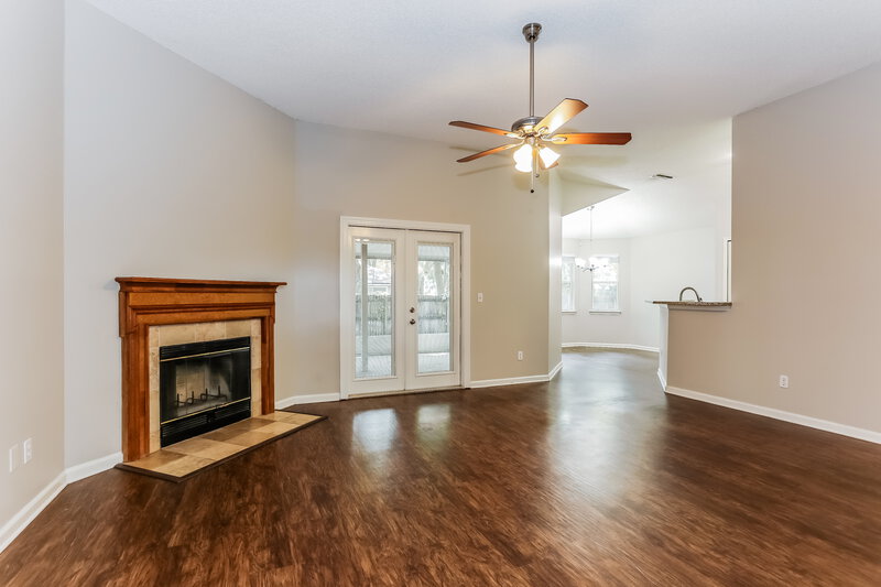 1,750/Mo, 3250 Guernsey Ct Jacksonville, FL 32226 Living Room View 2