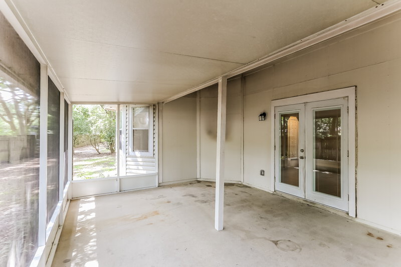 1,750/Mo, 3250 Guernsey Ct Jacksonville, FL 32226 Sun Room View