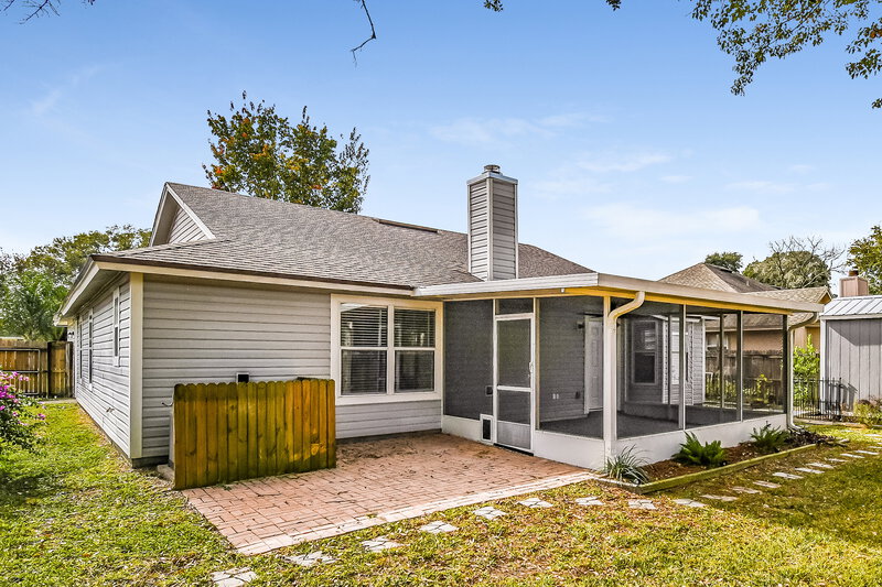1,690/Mo, 8773 Spring Harvest Ln E Jacksonville, FL 32244 Rear View