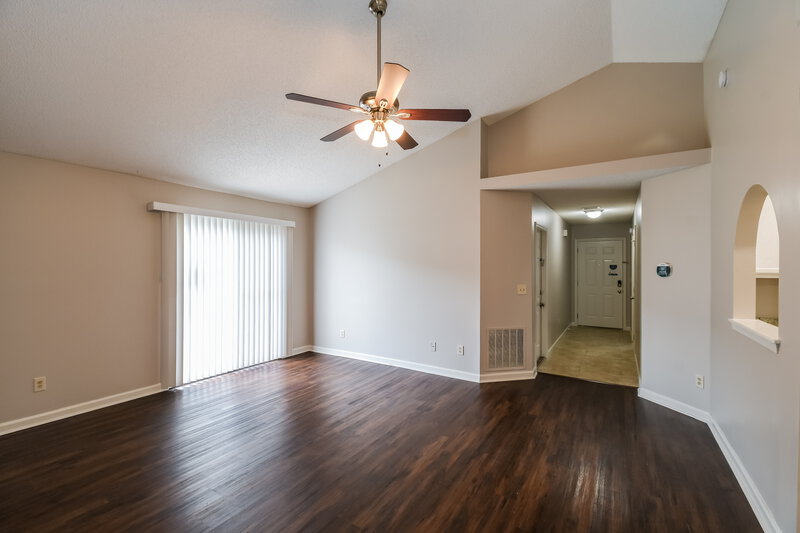 1,705/Mo, 1865 Sheraton Lakes Cir Middleburg, FL 32068 Living Room View