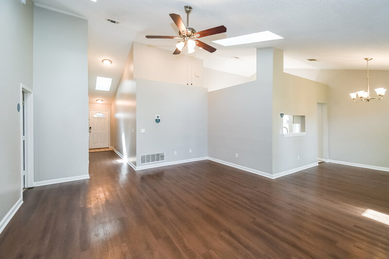 1,910/Mo, 7726 Mistwood Cir W Jacksonville, FL 32244 Living Room View 2