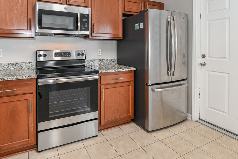 1,880/Mo, 5421 Cumberland Forest Ln Jacksonville, FL 32257 Kitchen View 2