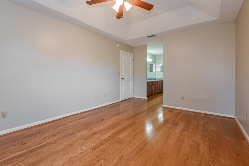 1,880/Mo, 5421 Cumberland Forest Ln Jacksonville, FL 32257 Main Bedroom View