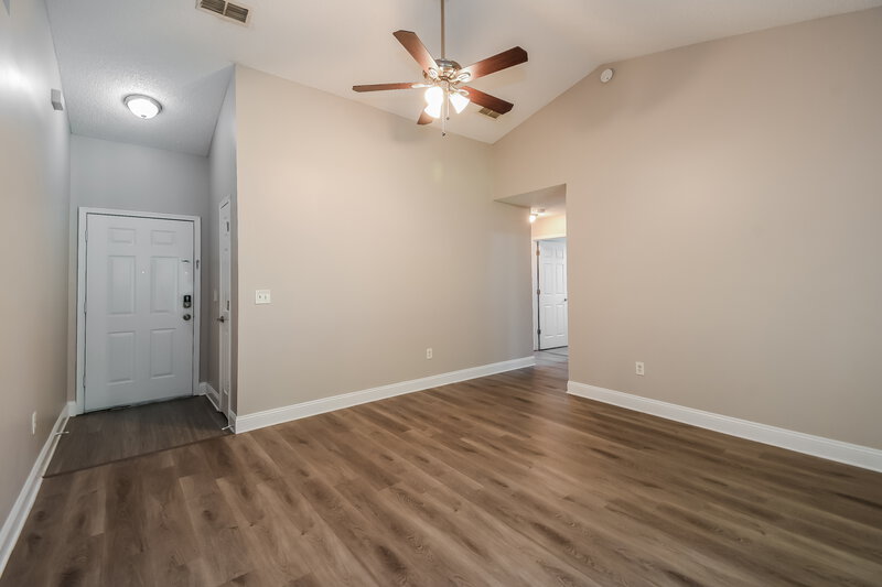 1,710/Mo, 6638 Lana Ln Jacksonville, FL 32244 Living Room View