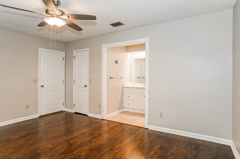 2,690/Mo, 9552 Glenn Abbey Way Jacksonville, FL 32256 Main Bedroom View 2