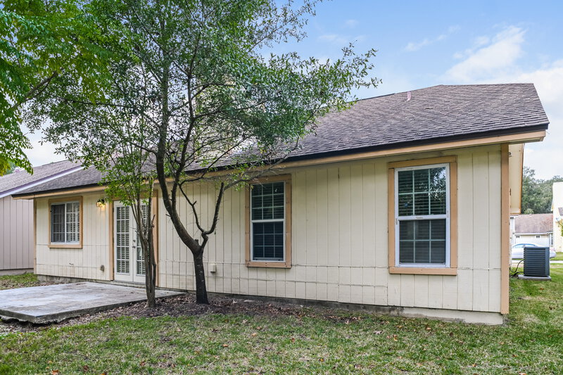 2,690/Mo, 9552 Glenn Abbey Way Jacksonville, FL 32256 Rear View