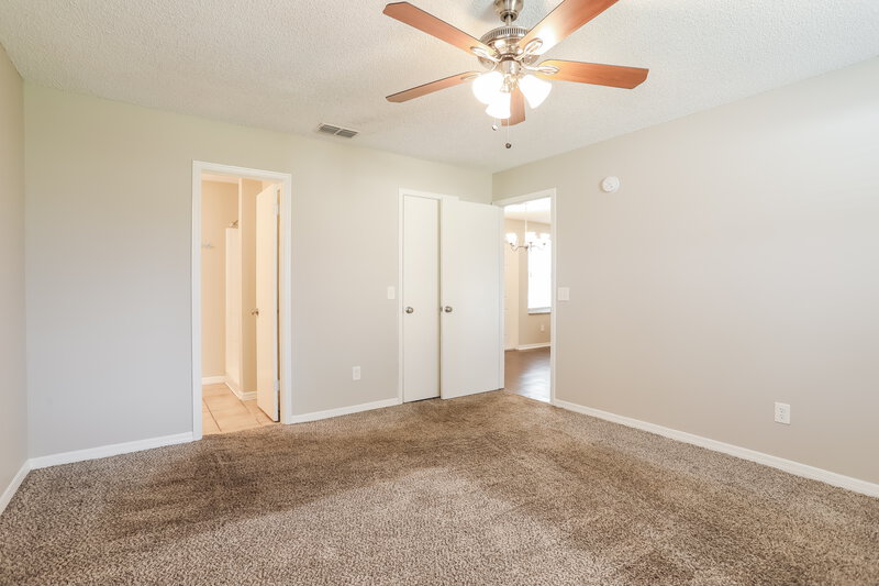 1,735/Mo, 8642 Bluebell Ln Jacksonville, FL 32244 Main Bedroom View