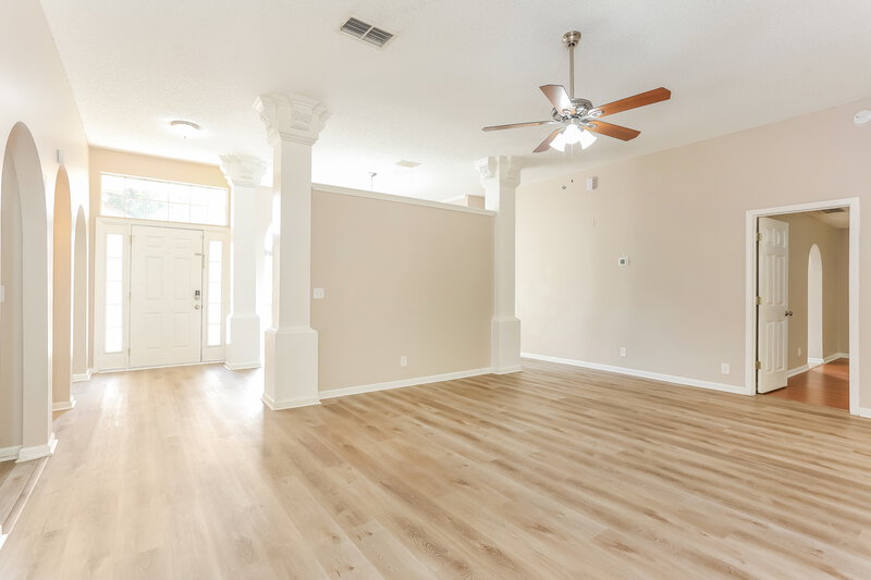1,830/Mo, 11321 Hartland Rd Jacksonville, FL 32218 Family Room View