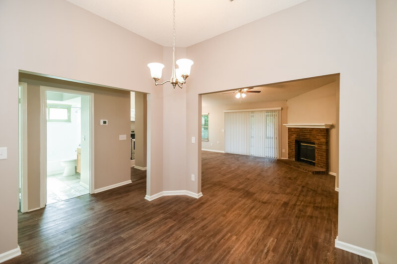 2,035/Mo, 3866 English Colony Dr S Jacksonville, FL 32257 Dining Room View