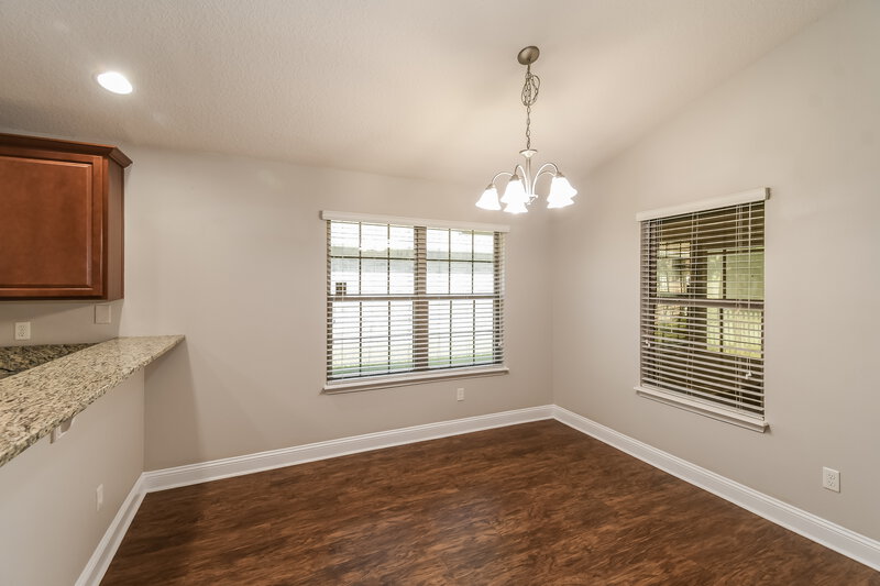 1,680/Mo, 2195 Thornbrook Dr Jacksonville, FL 32221 Dining Room View