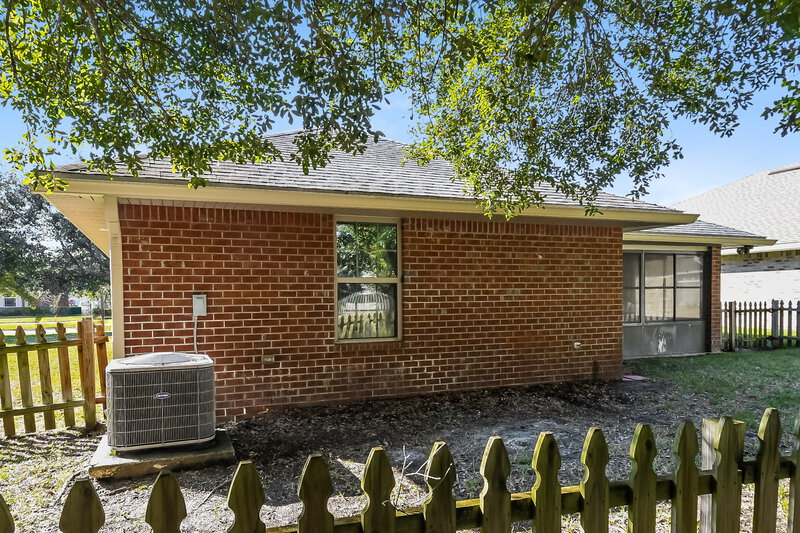 1,680/Mo, 2195 Thornbrook Dr Jacksonville, FL 32221 Rear View