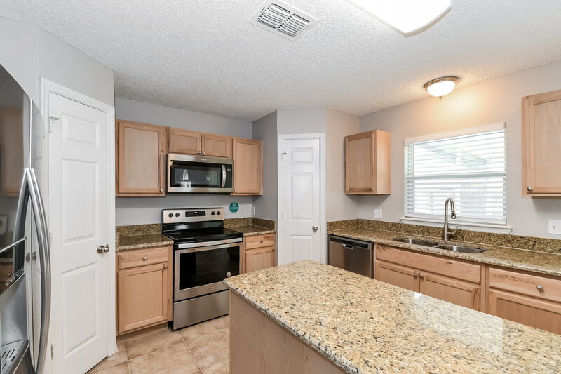 2,360/Mo, 7395 Volley Drive N Jacksonville, FL 32277 Kitchen View 2