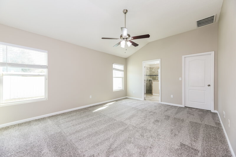 1,980/Mo, 12373 Sacha Rd Jacksonville, FL 32226 Main Bedroom View 2