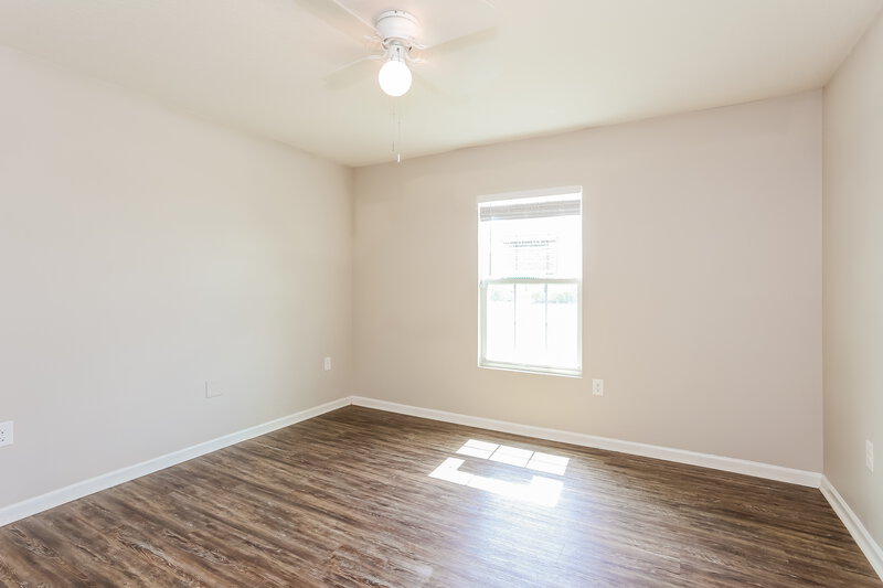 2,000/Mo, 2067 Tyson Lake Dr Jacksonville, FL 32221 Bedroom View 3