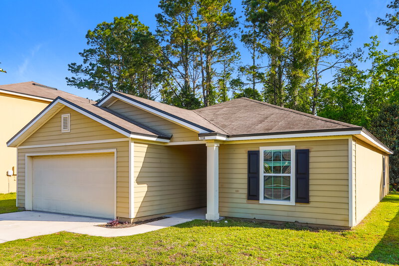 1,840/Mo, 2236 Crystal Cove Dr Green Cove Springs, FL 32043 Front View