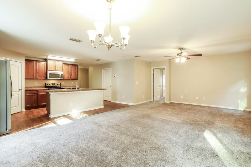 1,840/Mo, 2236 Crystal Cove Dr Green Cove Springs, FL 32043 Dining Room View