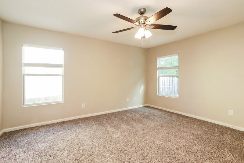 1,840/Mo, 2236 Crystal Cove Dr Green Cove Springs, FL 32043 Main Bedroom View