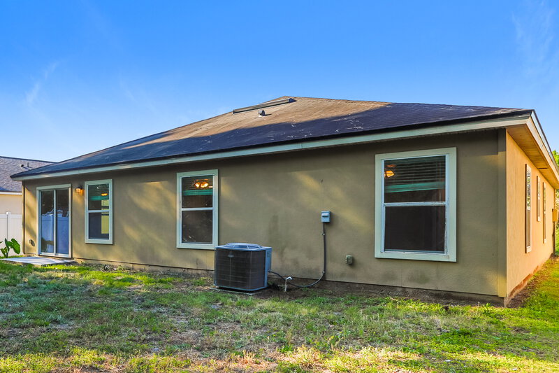 1,840/Mo, 2236 Crystal Cove Dr Green Cove Springs, FL 32043 Rear View