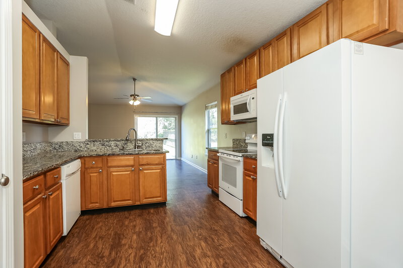 1,870/Mo, 3871 Ringneck Dr Jacksonville, FL 32226 Kitchen View