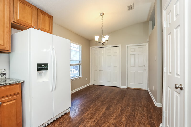 1,870/Mo, 3871 Ringneck Dr Jacksonville, FL 32226 Kitchen View 2