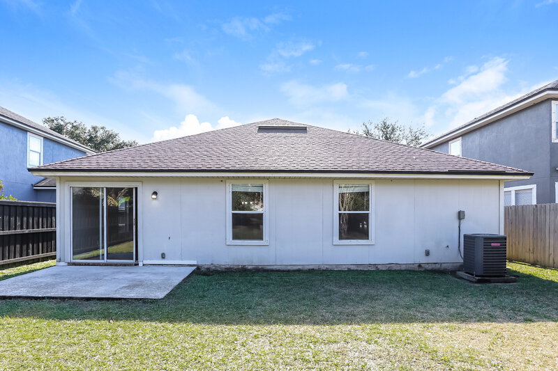 1,870/Mo, 3871 Ringneck Dr Jacksonville, FL 32226 Rear View