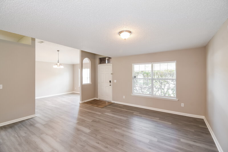 1,855/Mo, 2904 Cold Creek Blvd Jacksonville, FL 32221 Living Room View