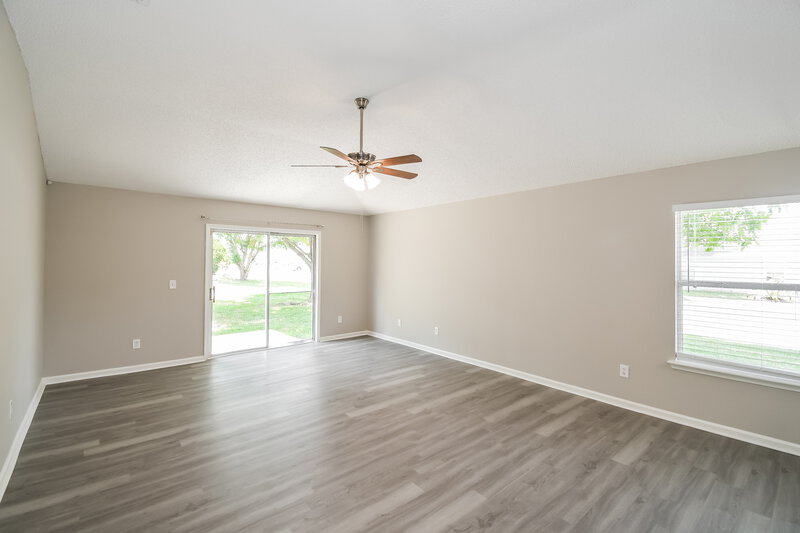 1,855/Mo, 2904 Cold Creek Blvd Jacksonville, FL 32221 Living Room View 2