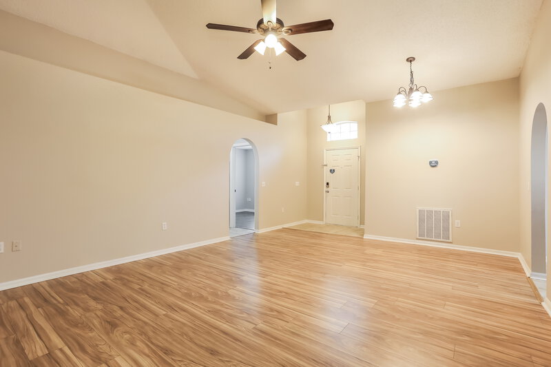 1,685/Mo, 3297 Carlotta Rd Middleburg, FL 32068 Living Room View