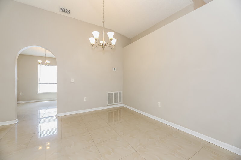 2,000/Mo, 10373 Marsh Hawk Dr Jacksonville, FL 32218 Dining Room View
