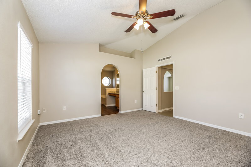 2,000/Mo, 10373 Marsh Hawk Dr Jacksonville, FL 32218 Main Bedroom View 2