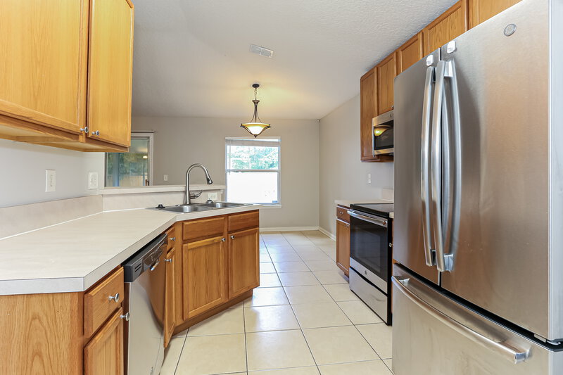 2,440/Mo, 3382 Westfield Dr Green Cove Springs, FL 32043 Kitchen View