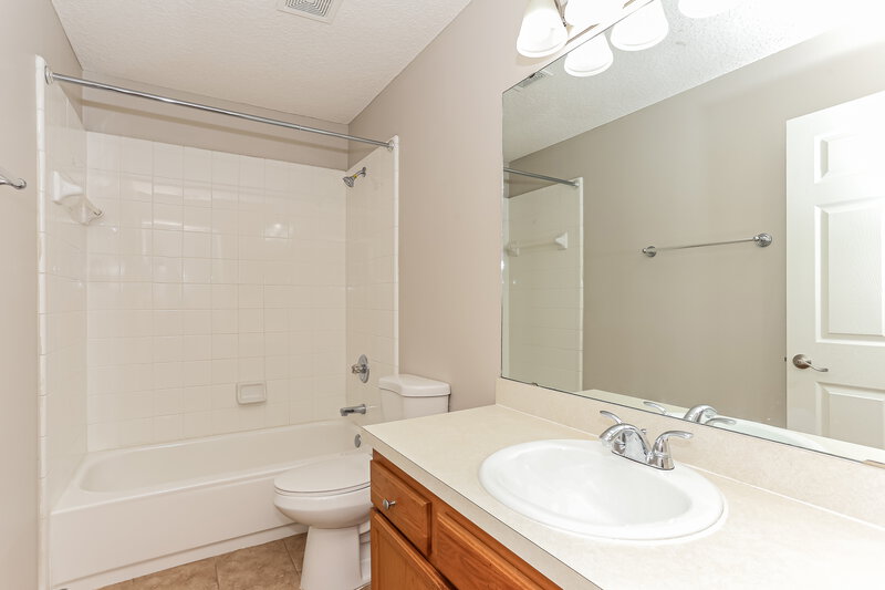 2,440/Mo, 3382 Westfield Dr Green Cove Springs, FL 32043 Bathroom View