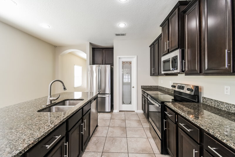 2,025/Mo, 869 Glendale Ln Orange Park, FL 32065 Kitchen View