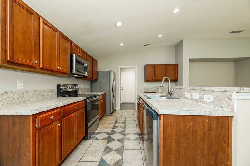 2,080/Mo, 12616 Pine Marsh Way Jacksonville, FL 32226 Kitchen View 2