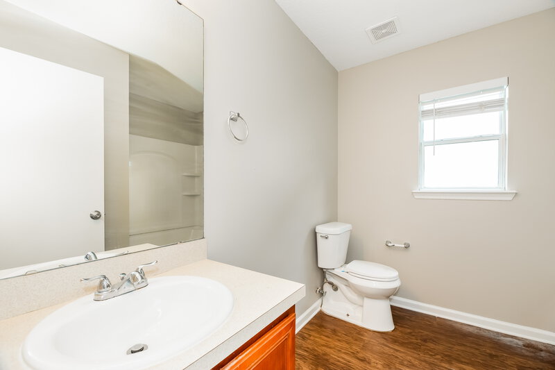 2,080/Mo, 12616 Pine Marsh Way Jacksonville, FL 32226 Bathroom View