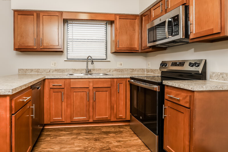 1,970/Mo, 8315 Crosswind Rd Jacksonville, FL 32244 Kitchen View 2