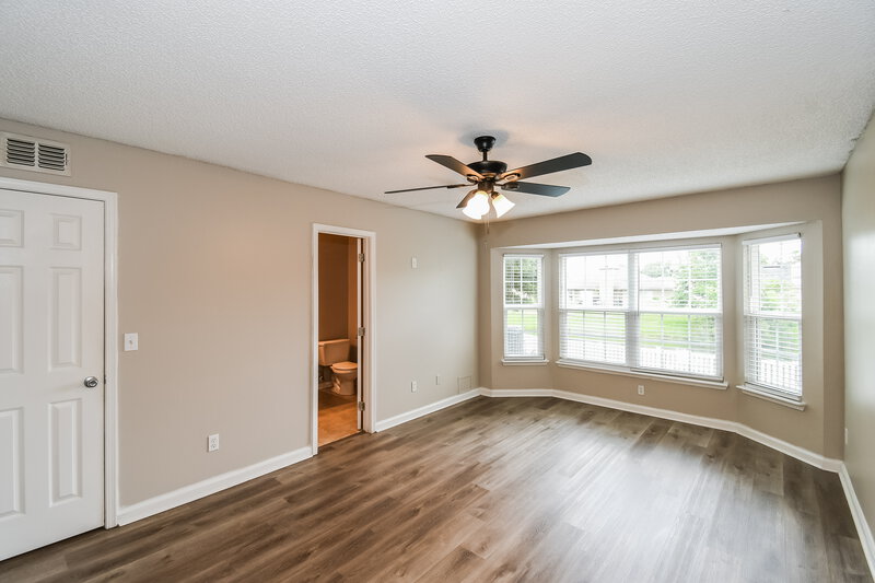 1,750/Mo, 2936 Waters View Cir Orange Park, FL 32073 Main Bedroom View