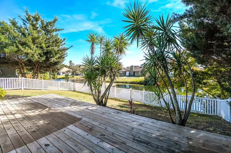 1,665/Mo, 2936 Waters View Cir Orange Park, FL 32073 Deck View