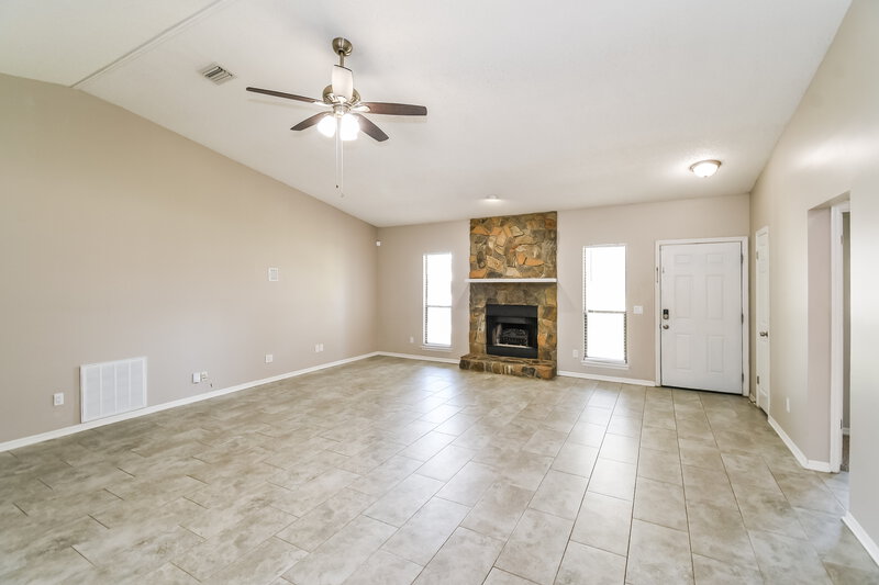 2,115/Mo, 3164 Sanderling Ct Middleburg, FL 32068 Living Room View