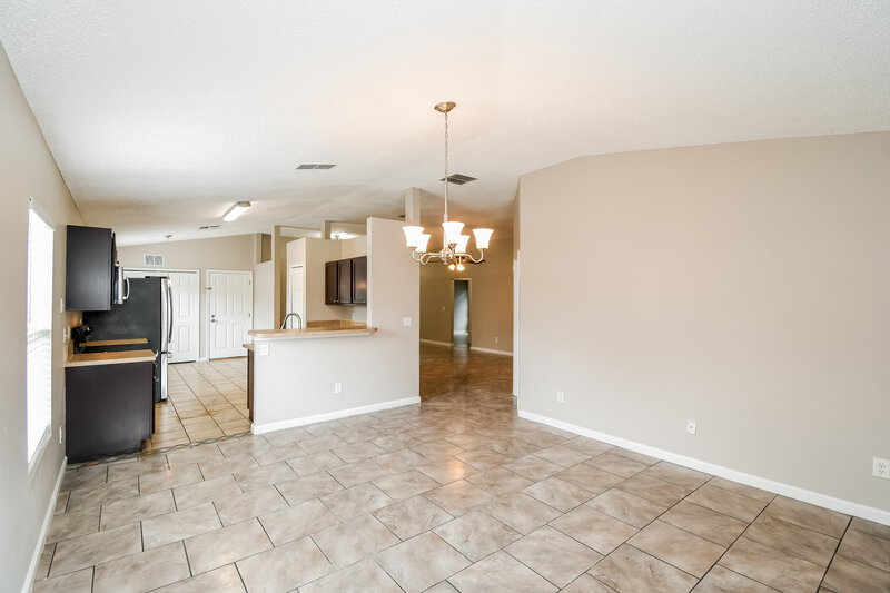 2,690/Mo, 8706 Star Leaf Rd N Jacksonville, FL 32210 Dining Room View