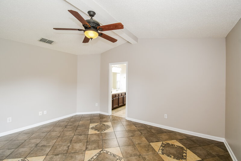 2,690/Mo, 8706 Star Leaf Rd N Jacksonville, FL 32210 Main Bedroom View 2